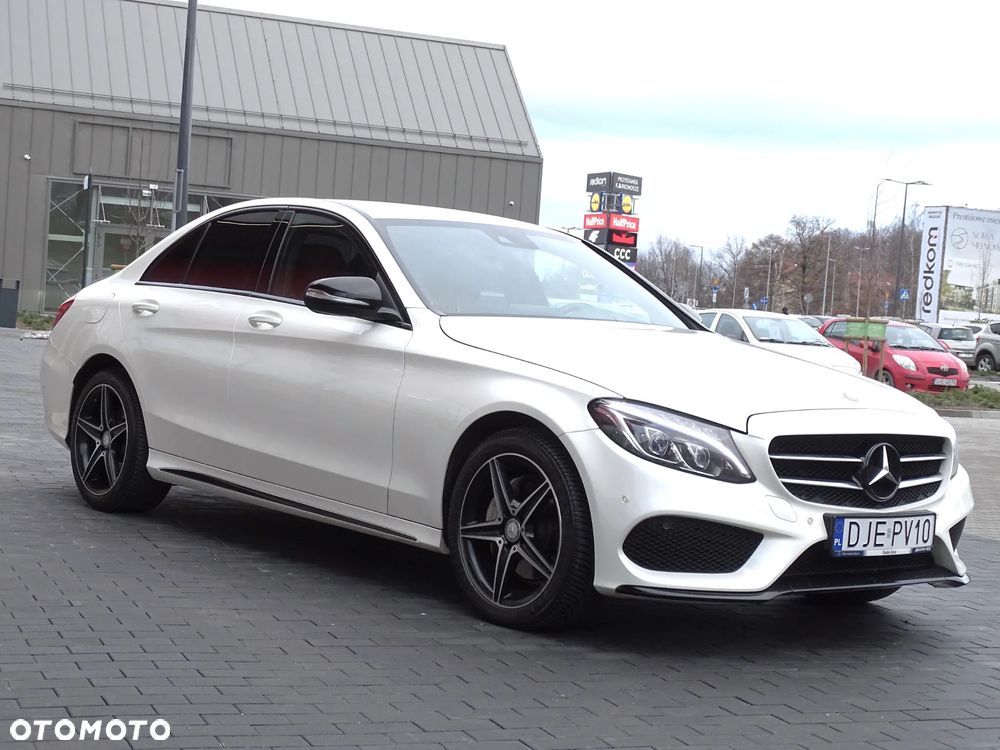 Mercedes-Benz Klasa C 200 7G-TRONIC AMG Line - 29