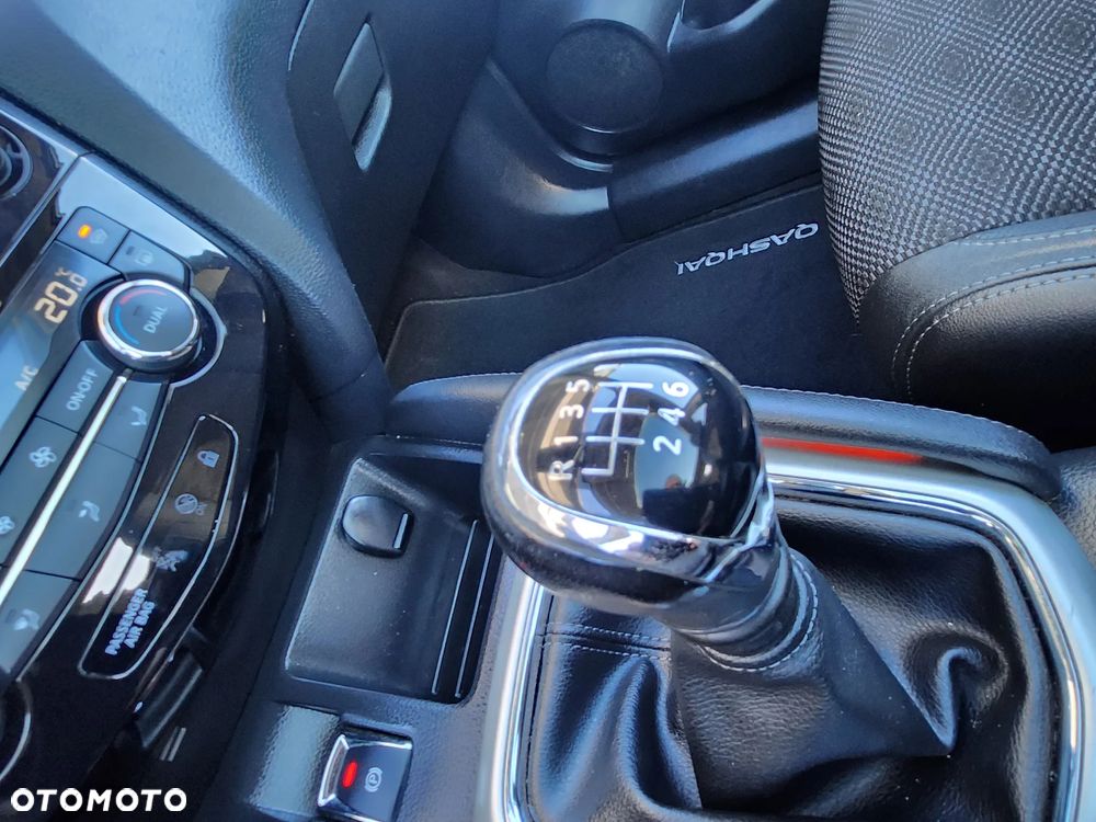 Nissan Qashqai 1.6 DIG-T Tekna - 11