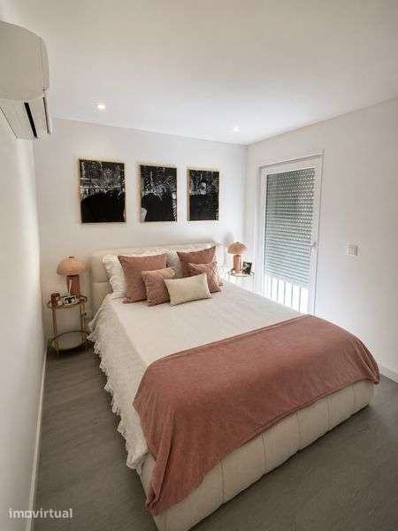 Apartamento T3 Totalmente Remodelado - Forte da Casa - Grande imagem: 2/12