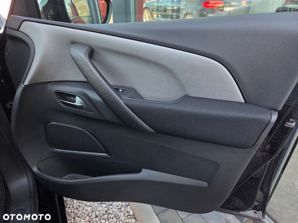 Citroën C4 Picasso 1.6 THP Intensive - 17
