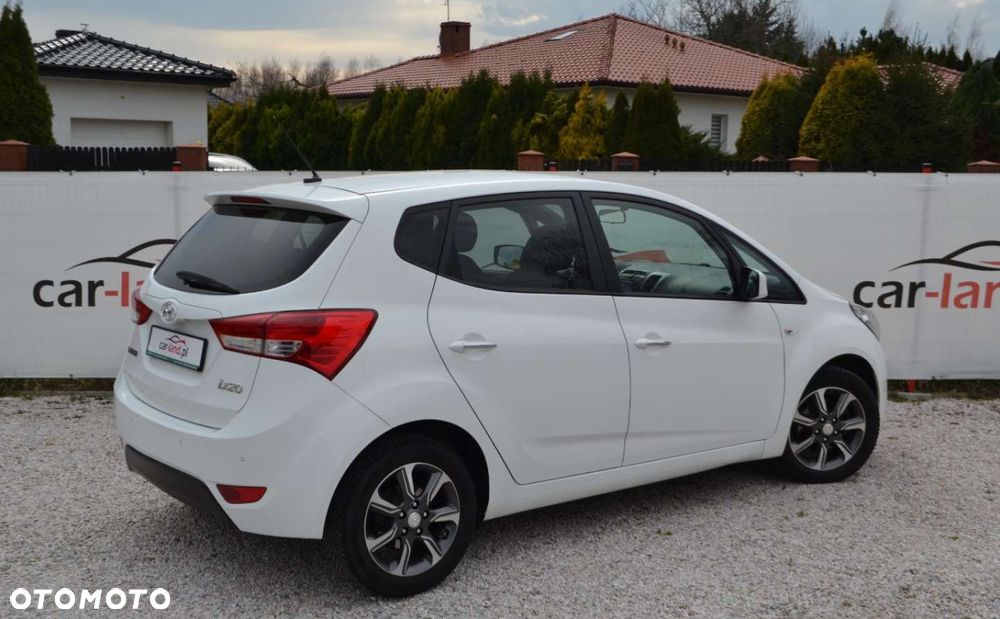 Hyundai ix20 1.4 Comfort - 14