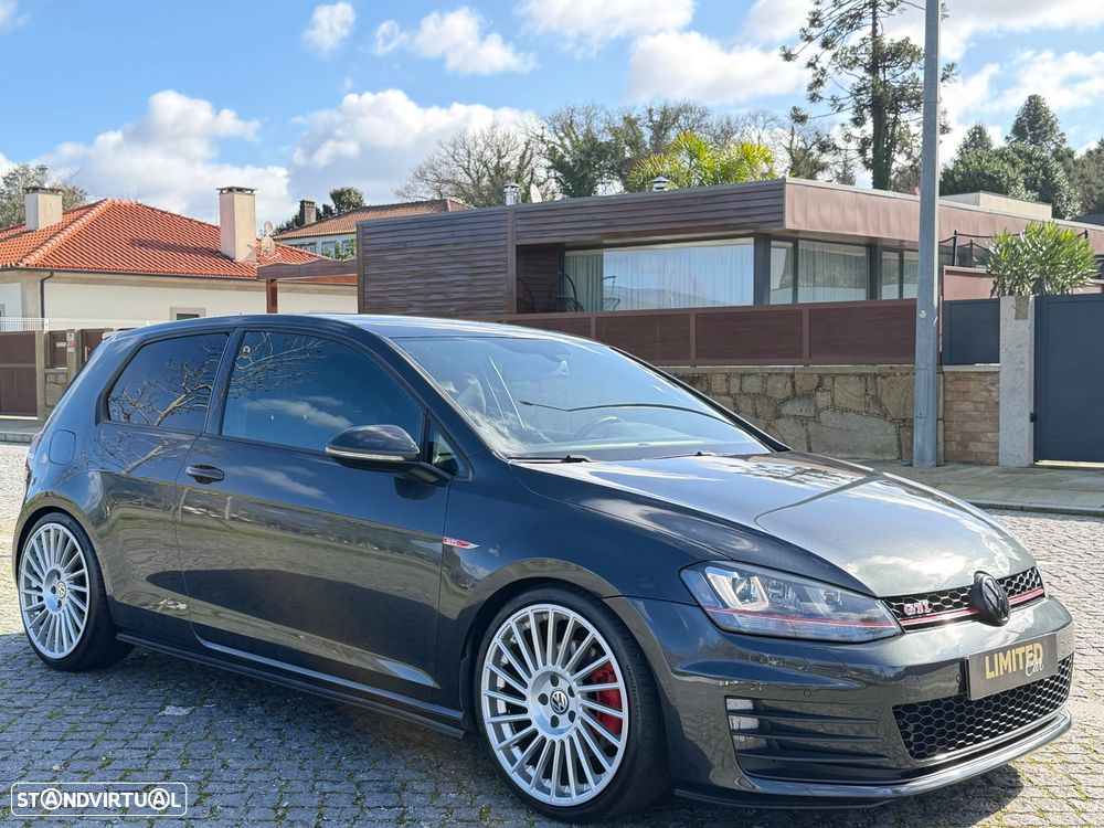 VW Golf GTI BlueMotion DSG - 13