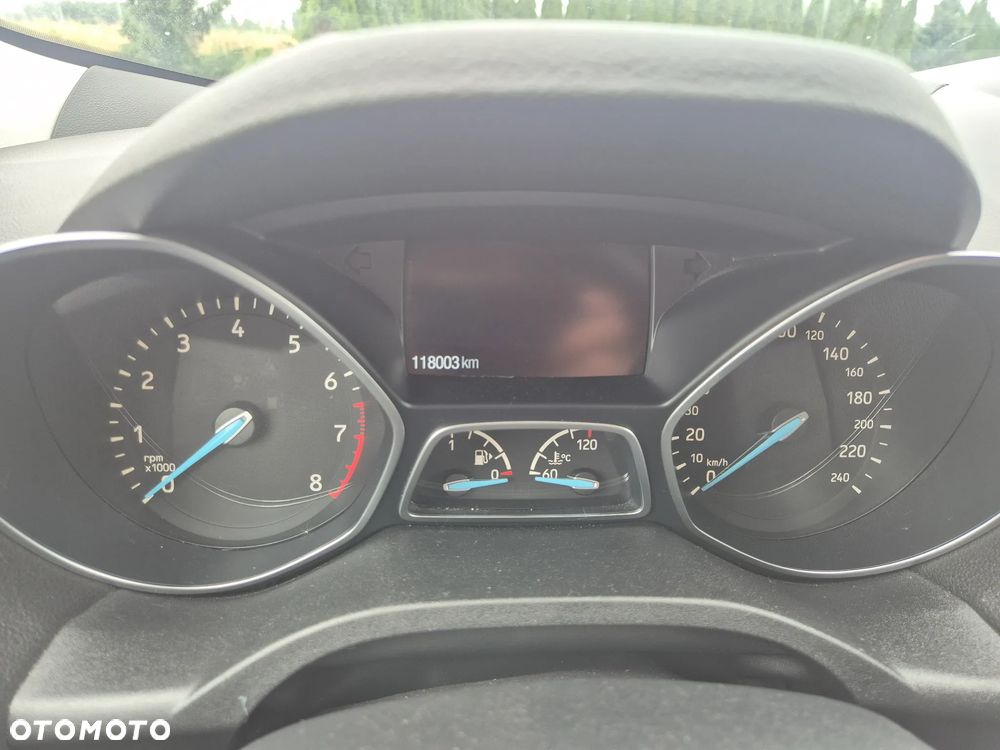 Ford Kuga 1.5 EcoBoost 2x4 Titanium - 22