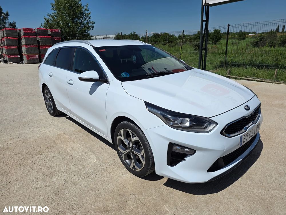 Kia Ceed 1.6 DSL MHEV 7DCT HP GT Line - 3