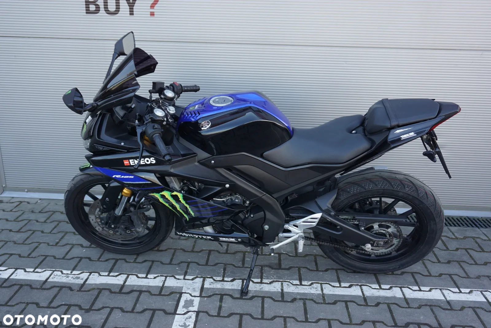 Yamaha YZF - 12