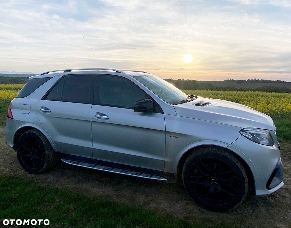 Mercedes-Benz GLE 350 d 4-Matic - 2