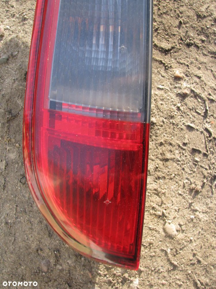 LAMPA LEWA TYŁ TYLNA FORD FOCUS MK2 KOMBI - 3