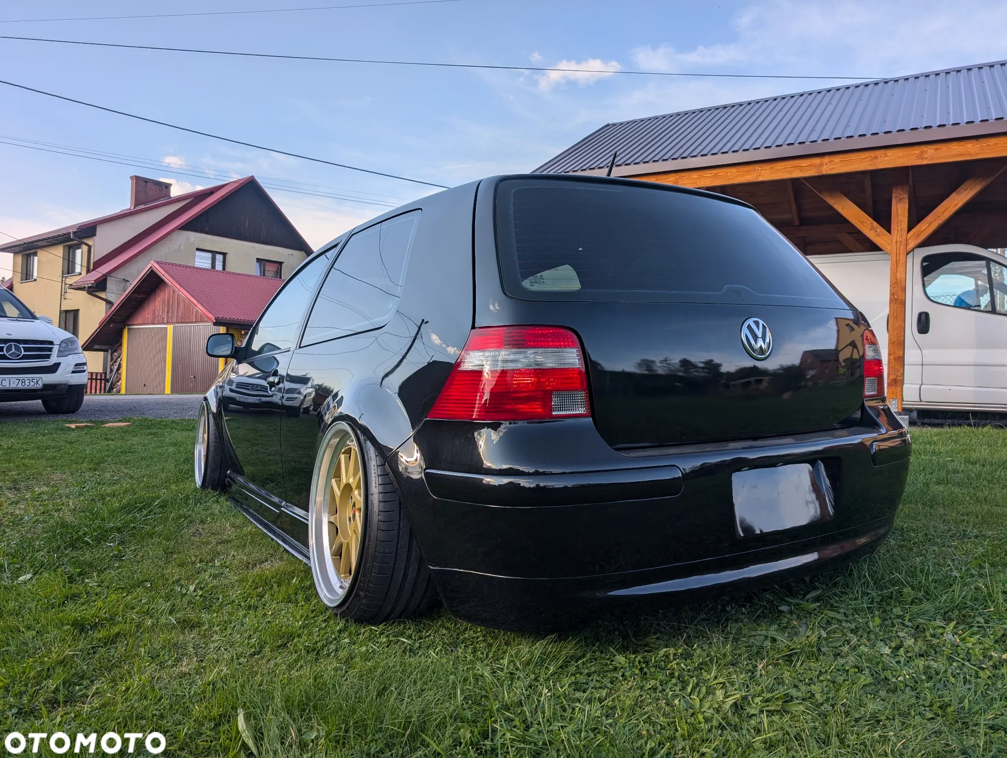 Volkswagen Golf - 6