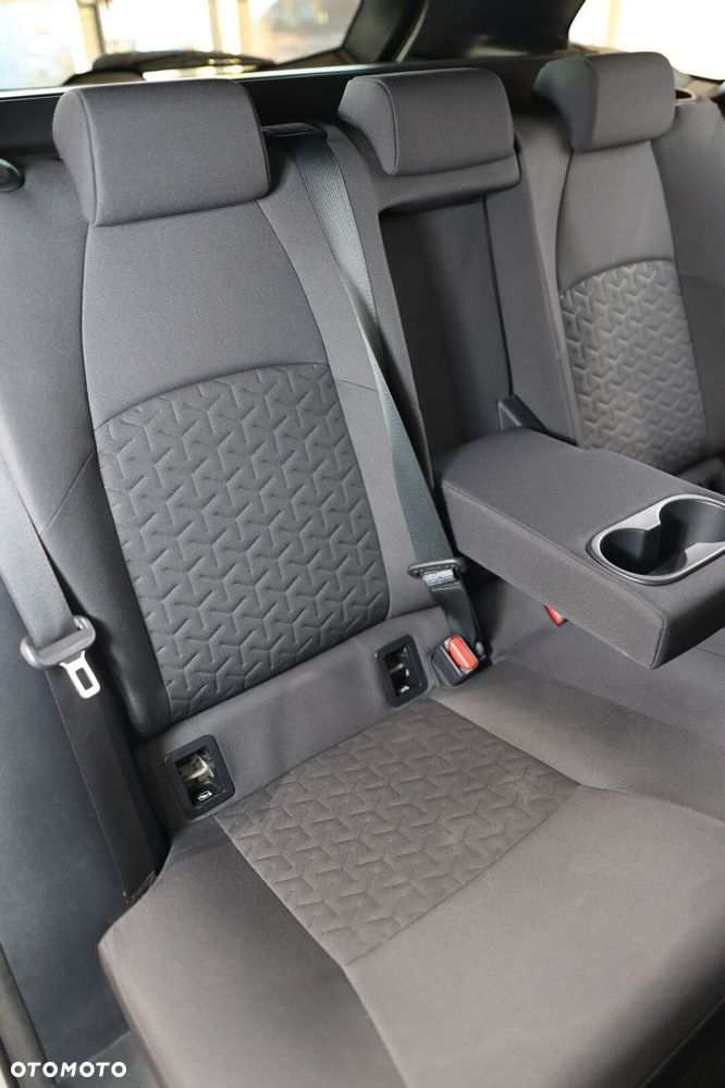 Toyota Corolla 1.8 Hybrid Comfort - 16