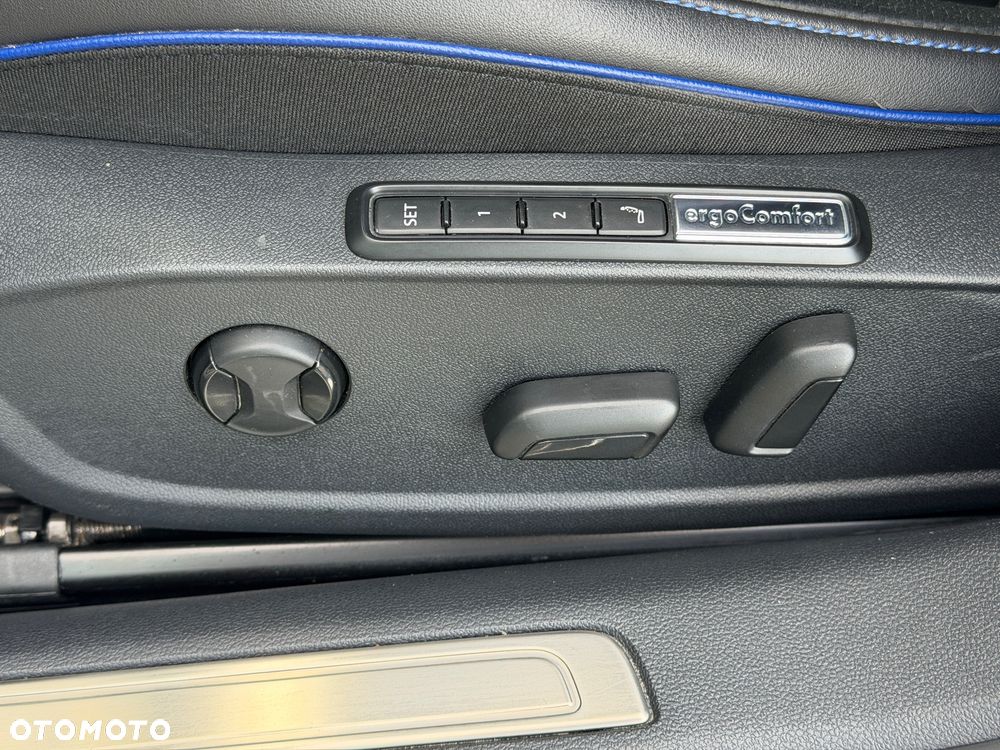 Volkswagen Arteon 2.0 TSI 4Motion R DSG - 17