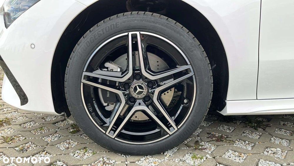 Mercedes-Benz CLA - 18