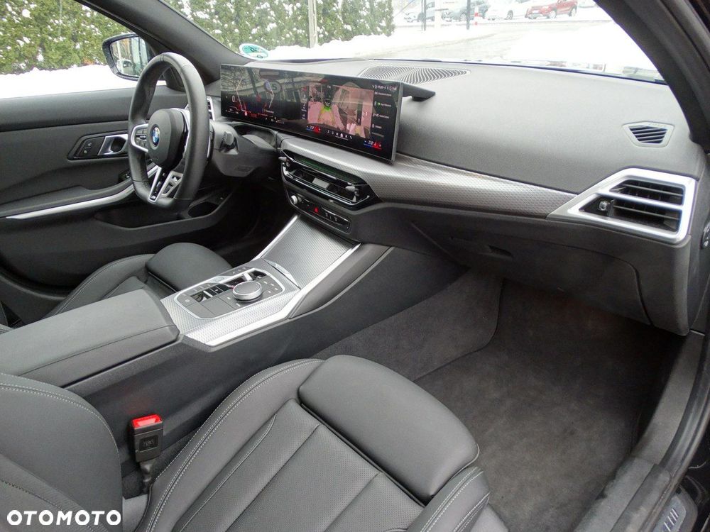 BMW Seria 3 320d xDrive M Sport - 15