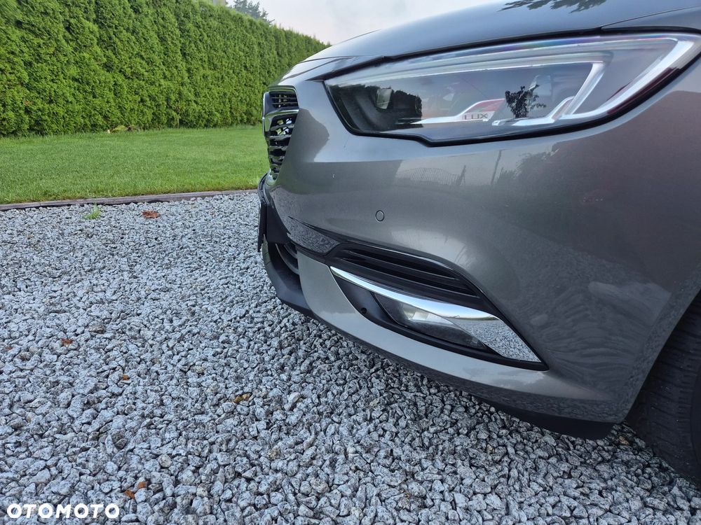 Opel Insignia - 30