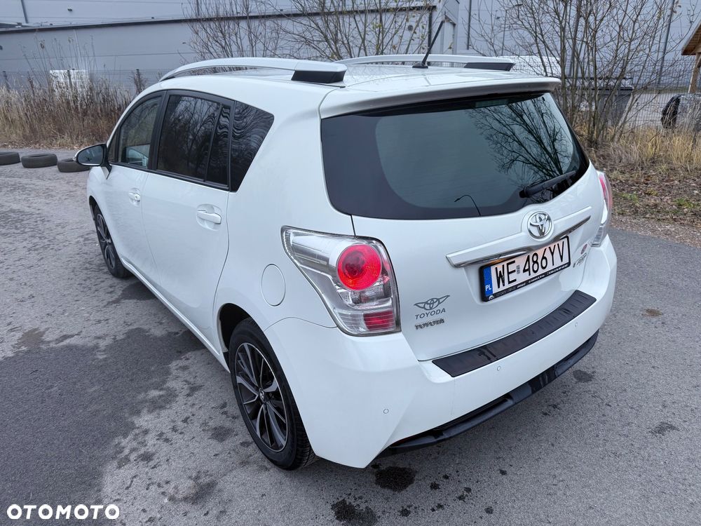 Toyota Verso 1.8 Premium 7os MS - 25