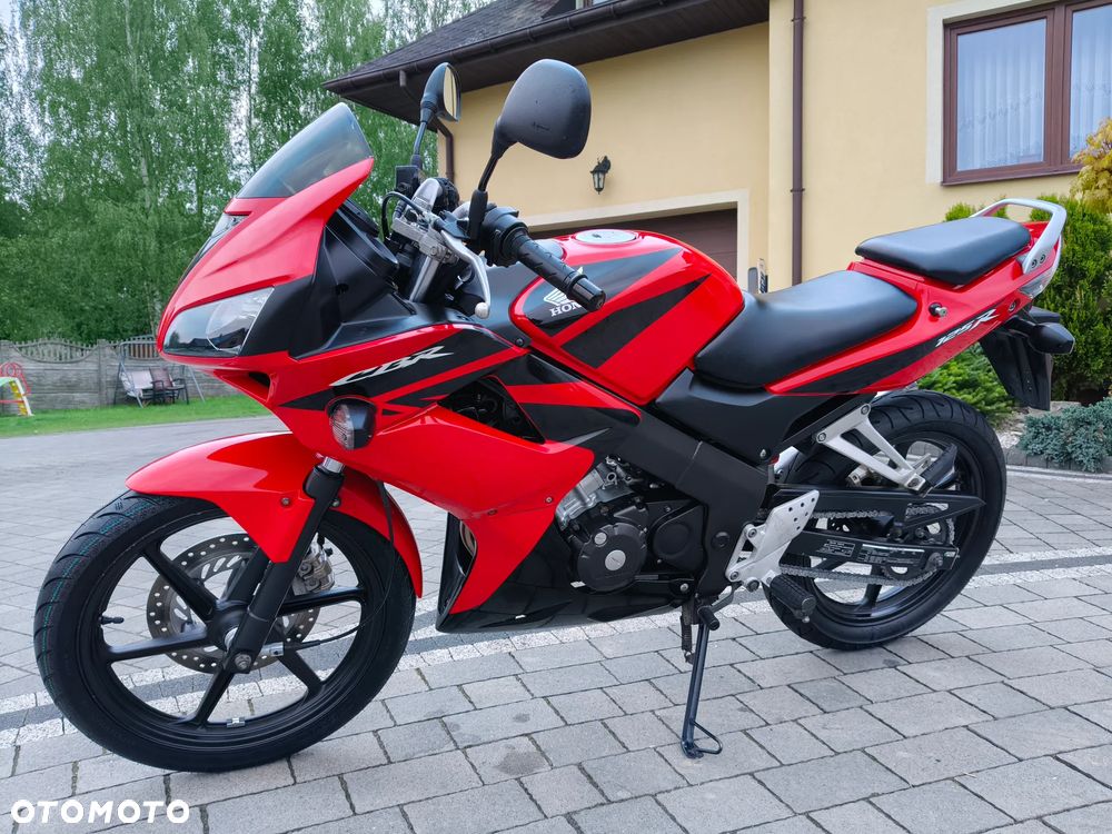 Honda CBR - 1