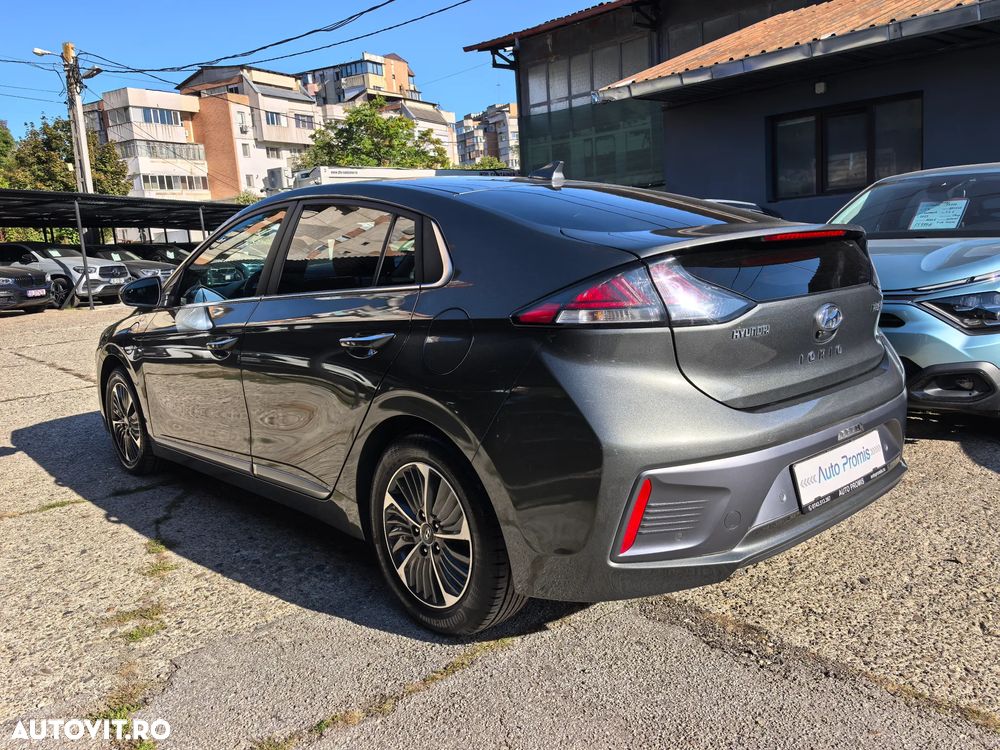 Hyundai IONIQ 1.6 141CP Exclusive - 11
