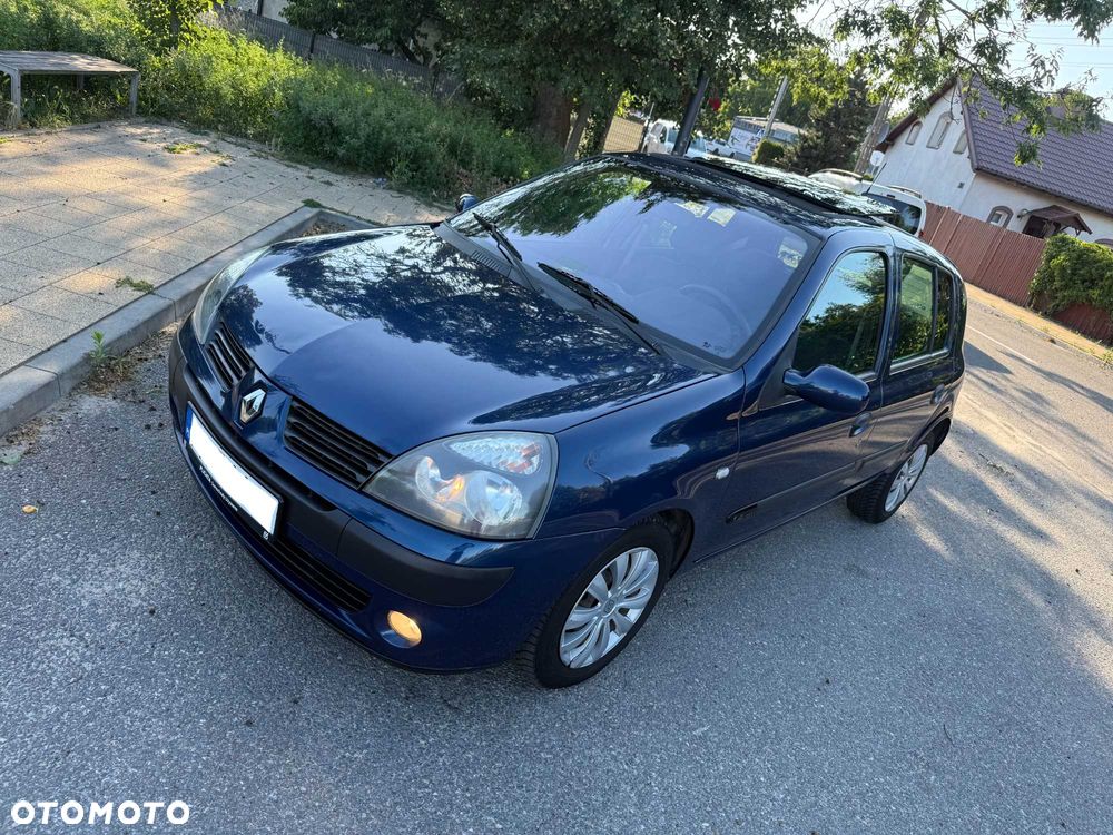 Renault Clio - 1