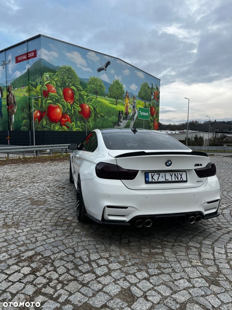 BMW M4 - 8