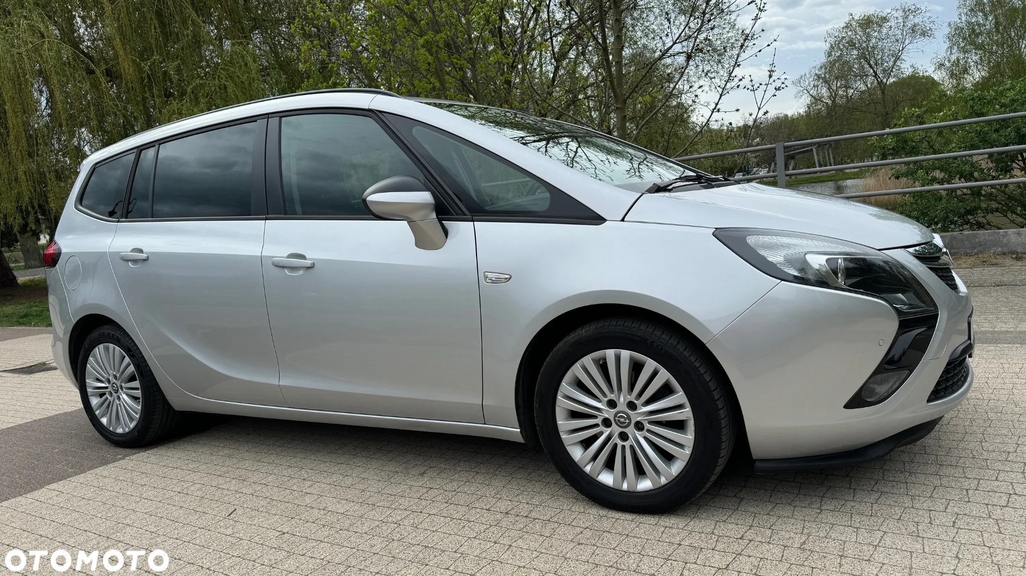 Opel Zafira - 10