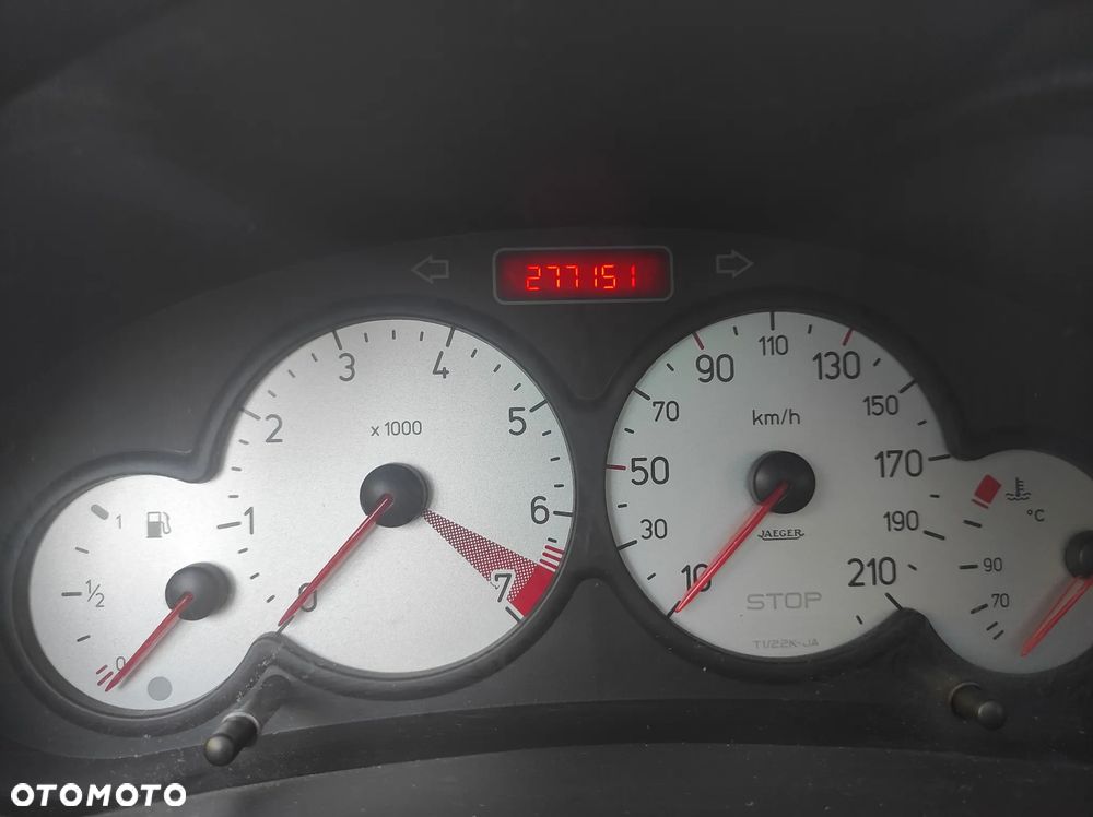 Peugeot 206 1.1 X-Line - 4