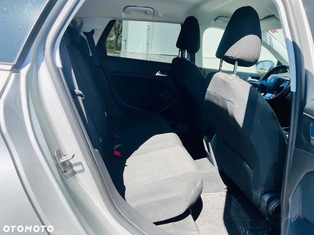 Peugeot 308 e-HDi 115 Stop & Start Access - 26