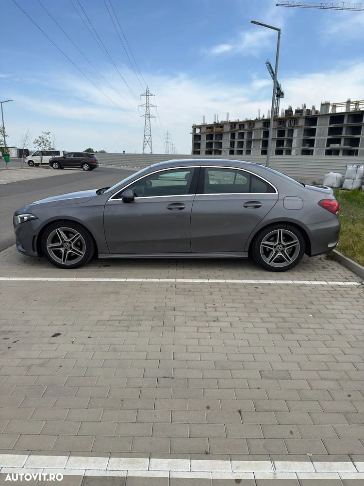 Mercedes-Benz A 200 7G-DCT AMG Line - 2