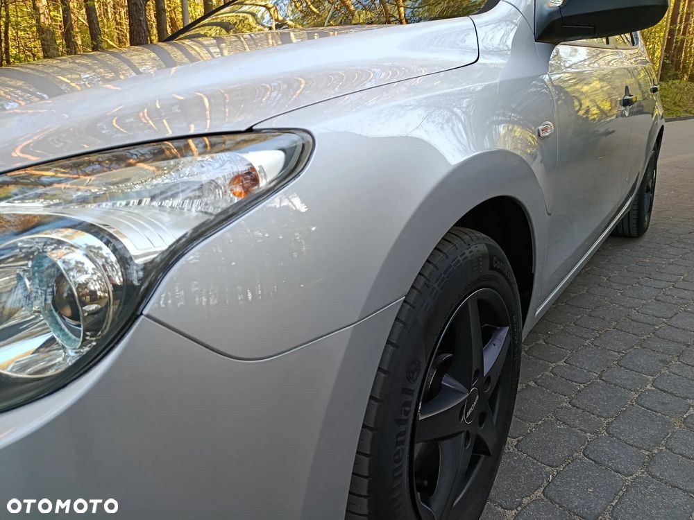 Hyundai i30 1.4 Blue Comfort - 15