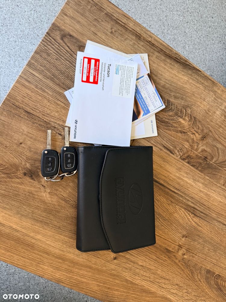 Hyundai Tucson blue 1.6 GDi 2WD Navi - 37