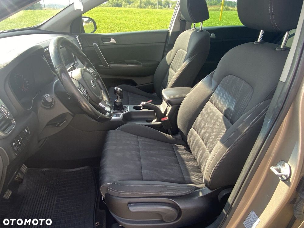 Kia Sportage - 11