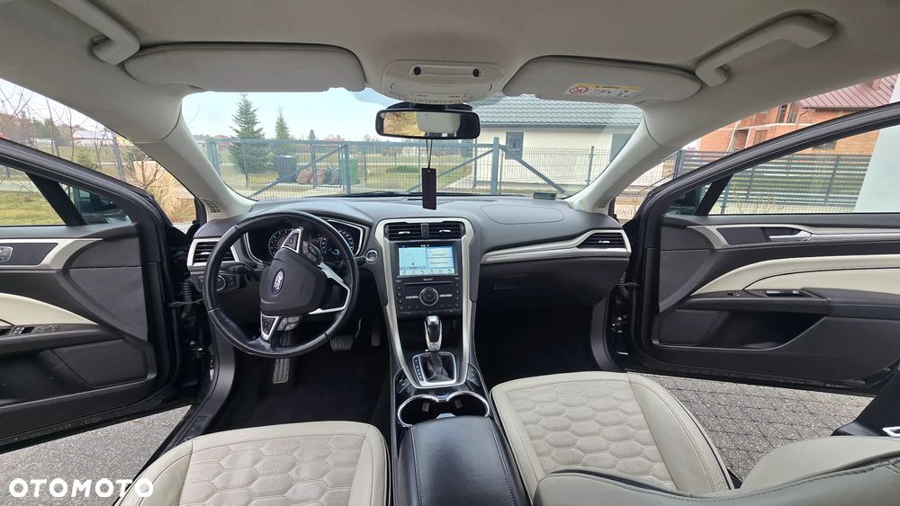 Ford Mondeo - 1