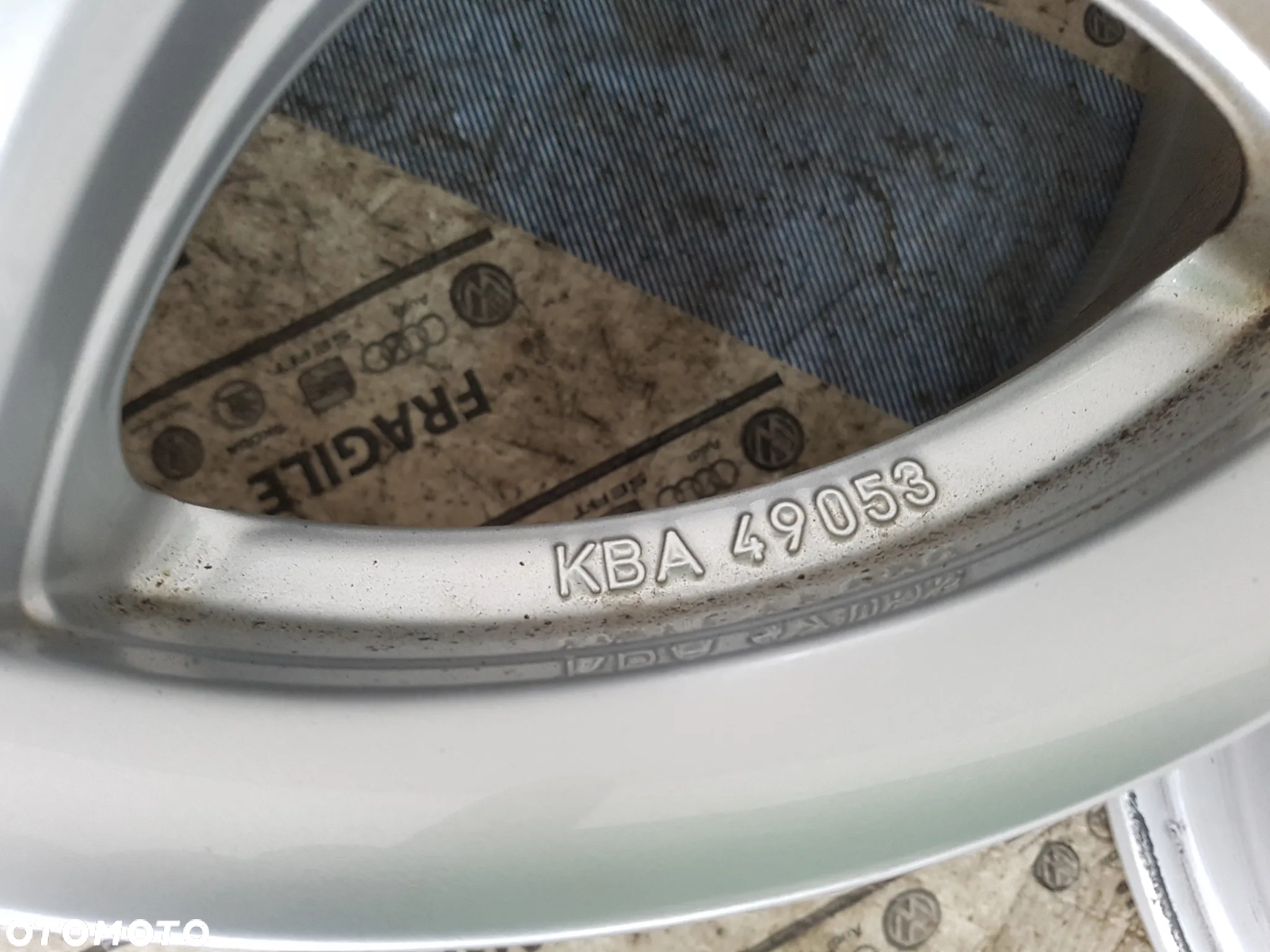FELGI ALU VW GOLF V VI CADDY II  TOURAN  SKODA 5X112 6JX15 ET47 - 8