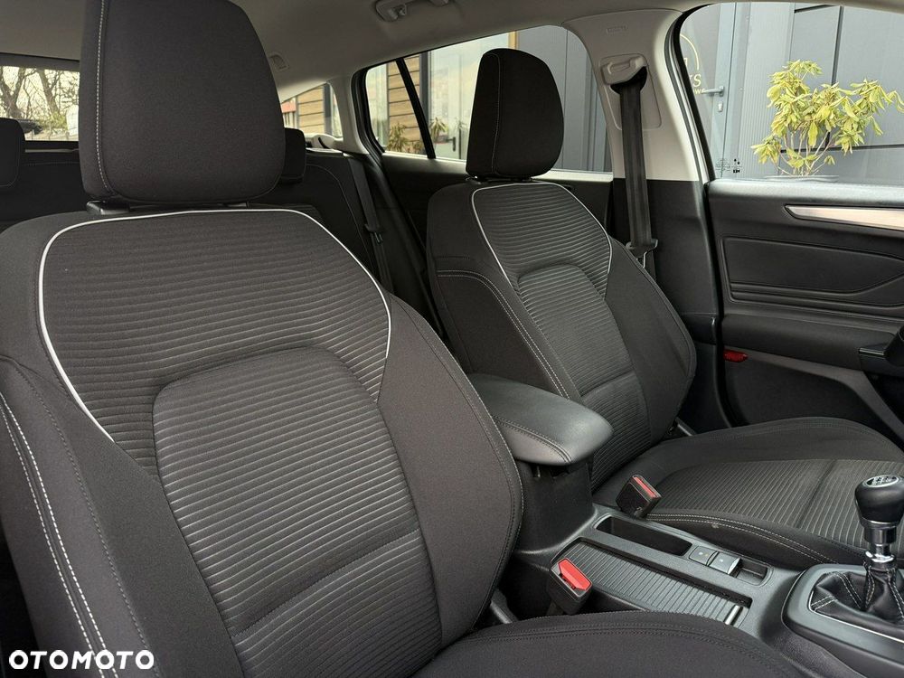 Ford Focus 1.0 EcoBoost Titanium X - 13