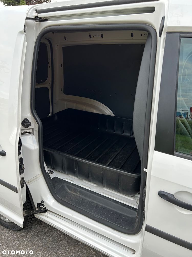 Volkswagen Caddy - 9