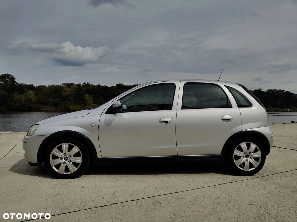 Opel Corsa 1.2 16V Cosmo Easytronic - 10