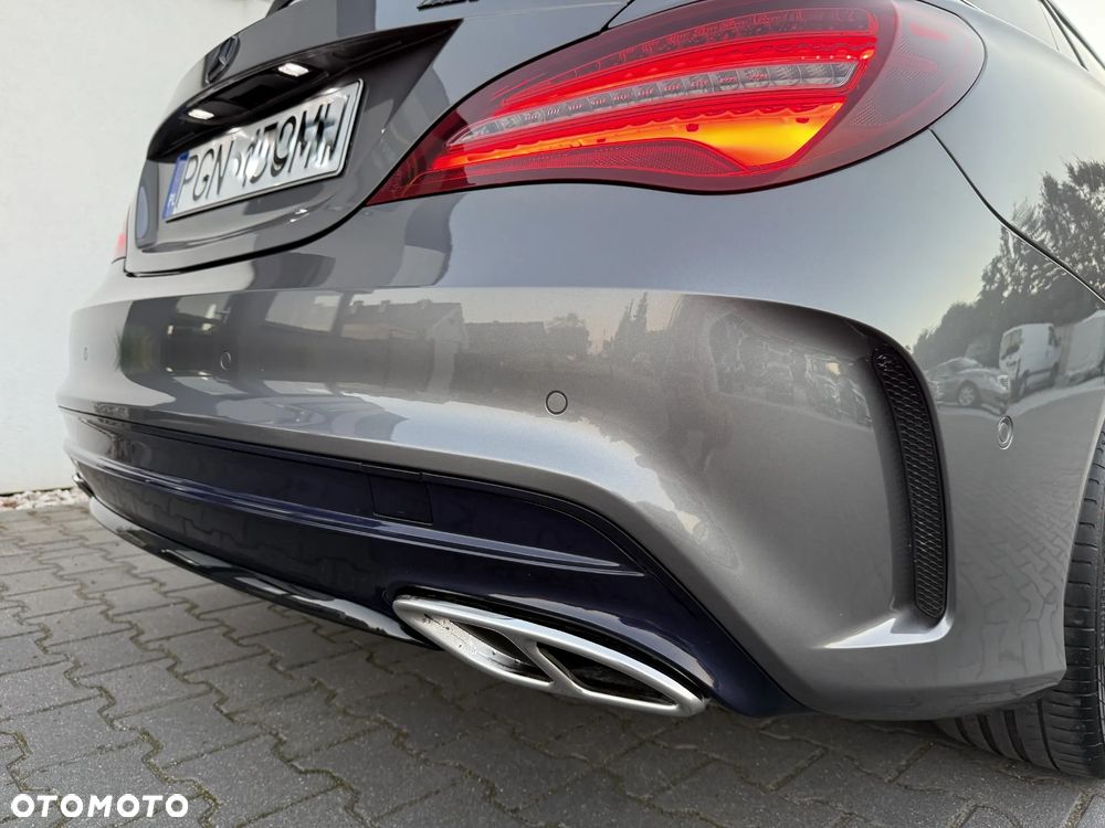 Mercedes-Benz CLA 180 7G-DCT AMG Line - 29