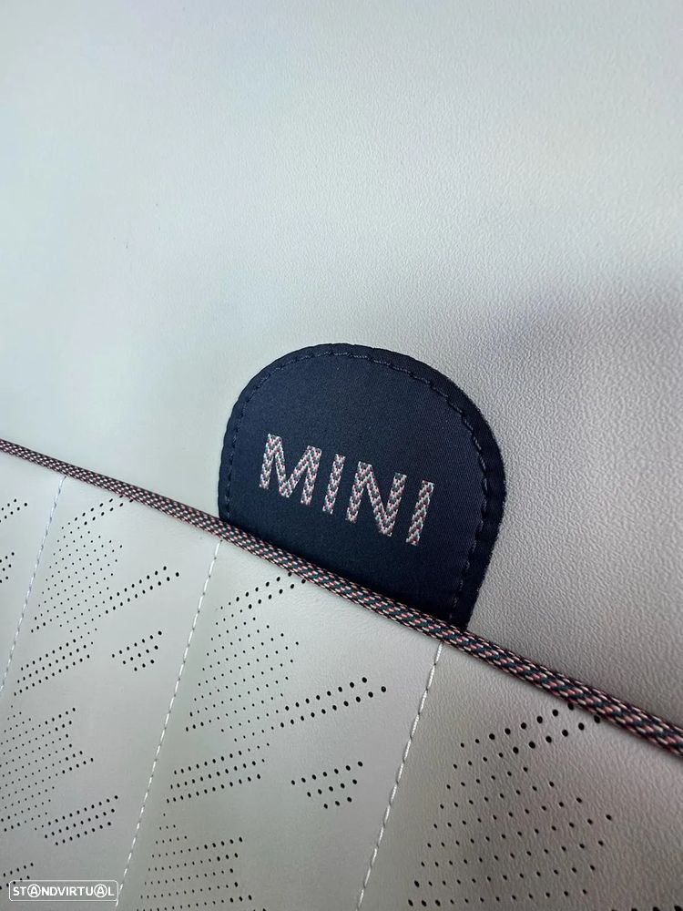 MINI 3 Portas Cooper C Favoured M - 20