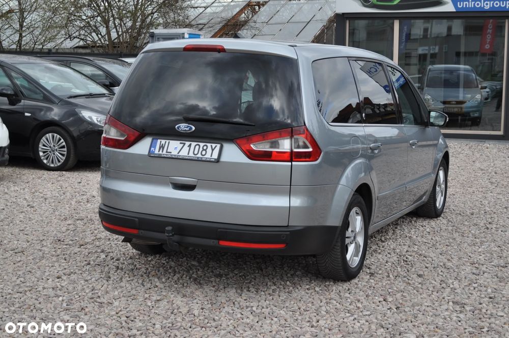 Ford Galaxy 2.0 TDCi Ghia - 8