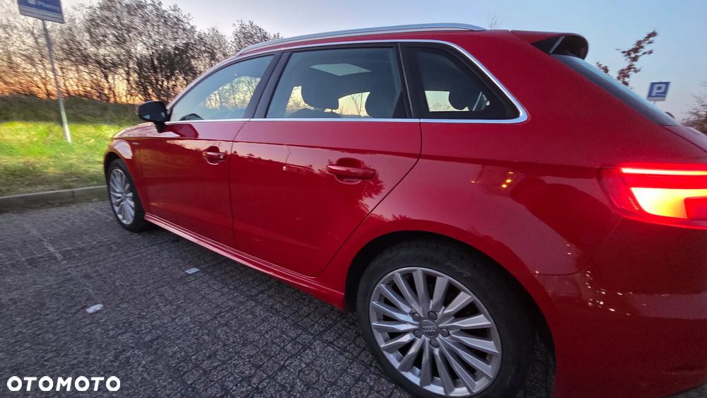 Audi A3 Sportback 1.4 TFSI e-tron Sport S tronic - 11