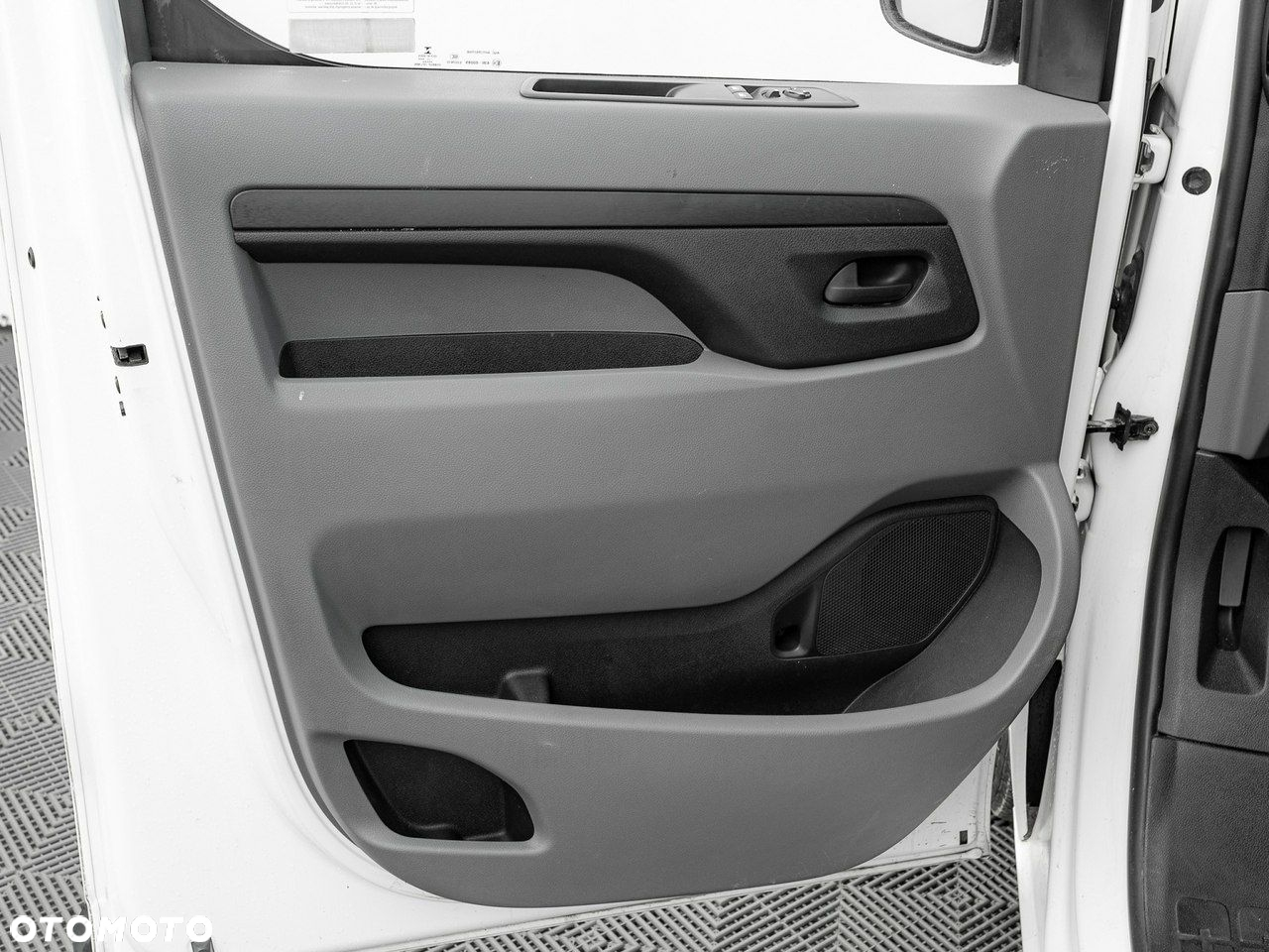 Toyota ProAce Kombi 2.0 D-4D Long 2,8t - 10