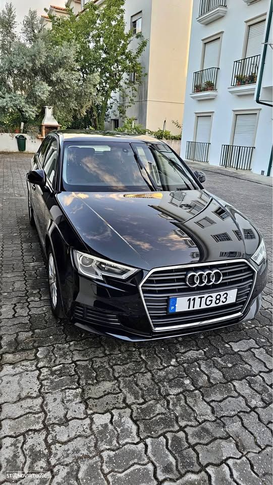 Audi A3 Sportback - 1
