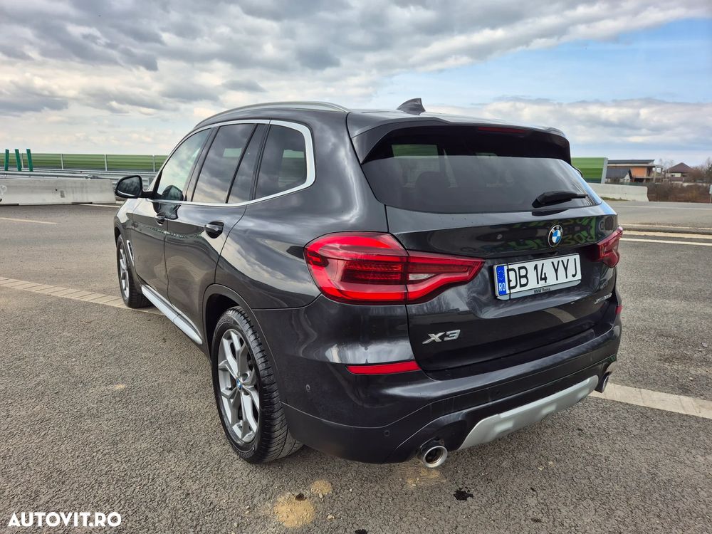 BMW X3 xDrive20d AT xLine - 3
