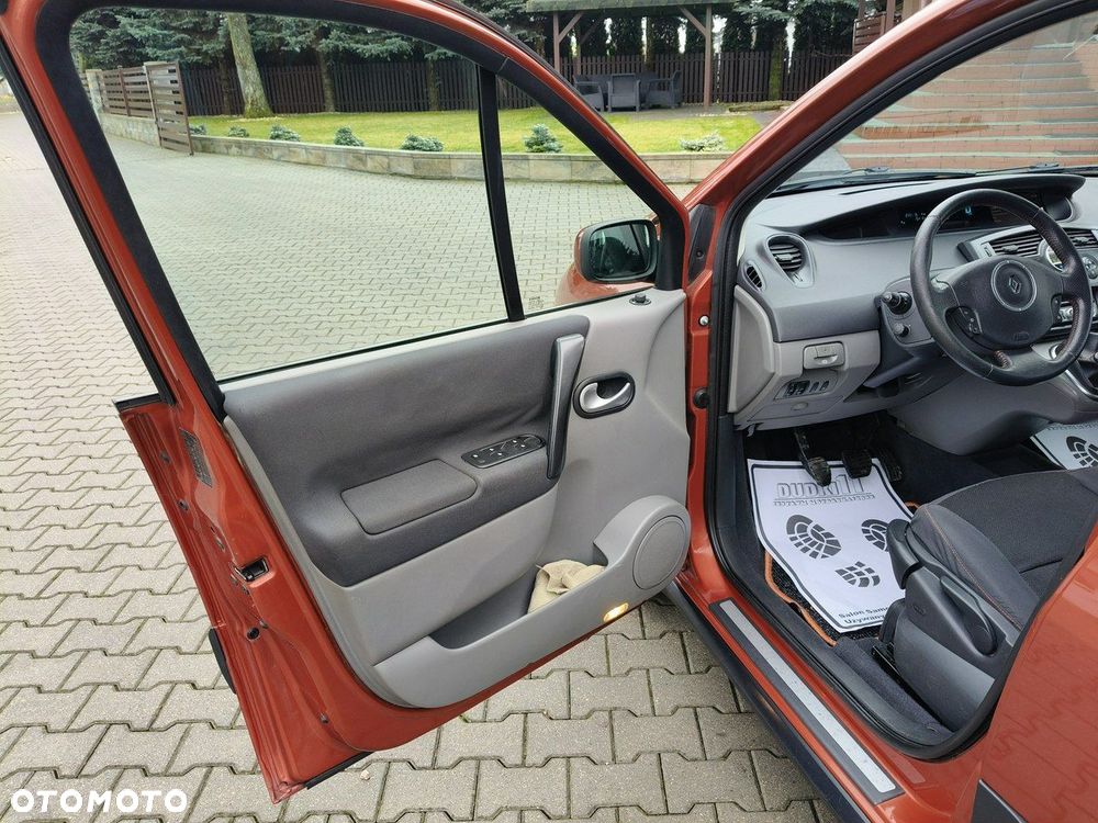 Renault Scenic Conquest - 16