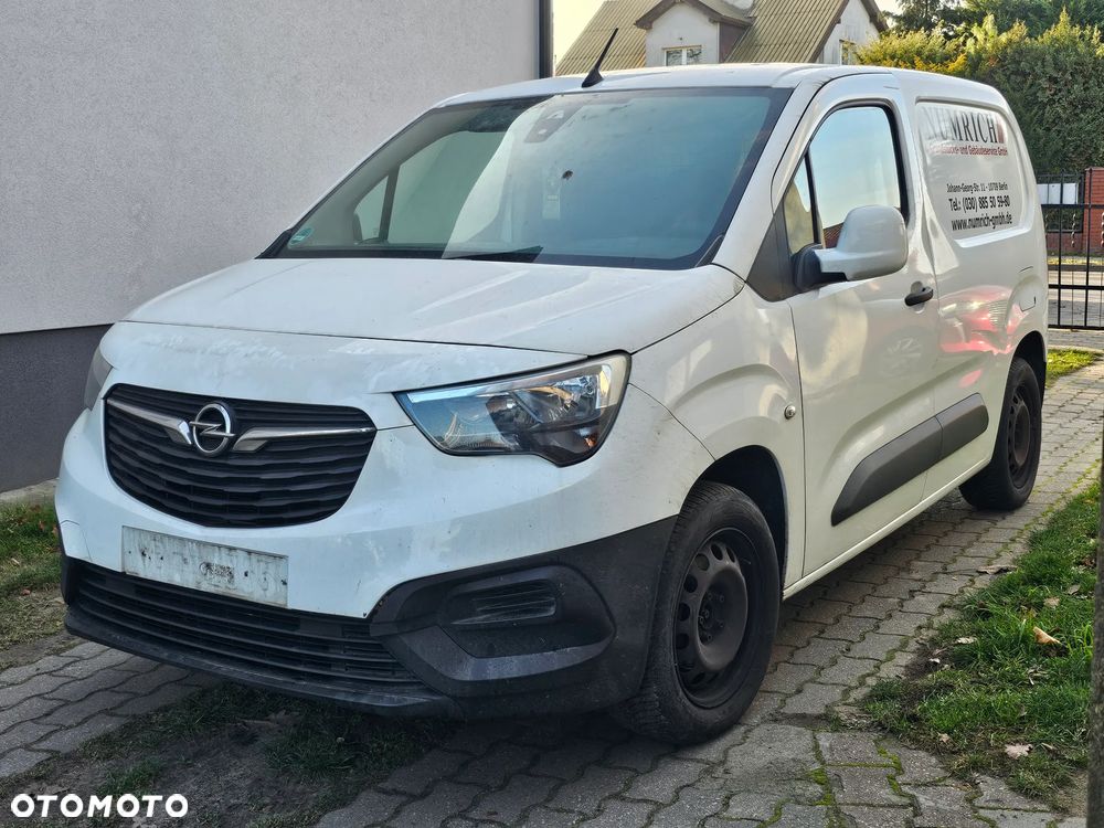 Opel COMBO - 1