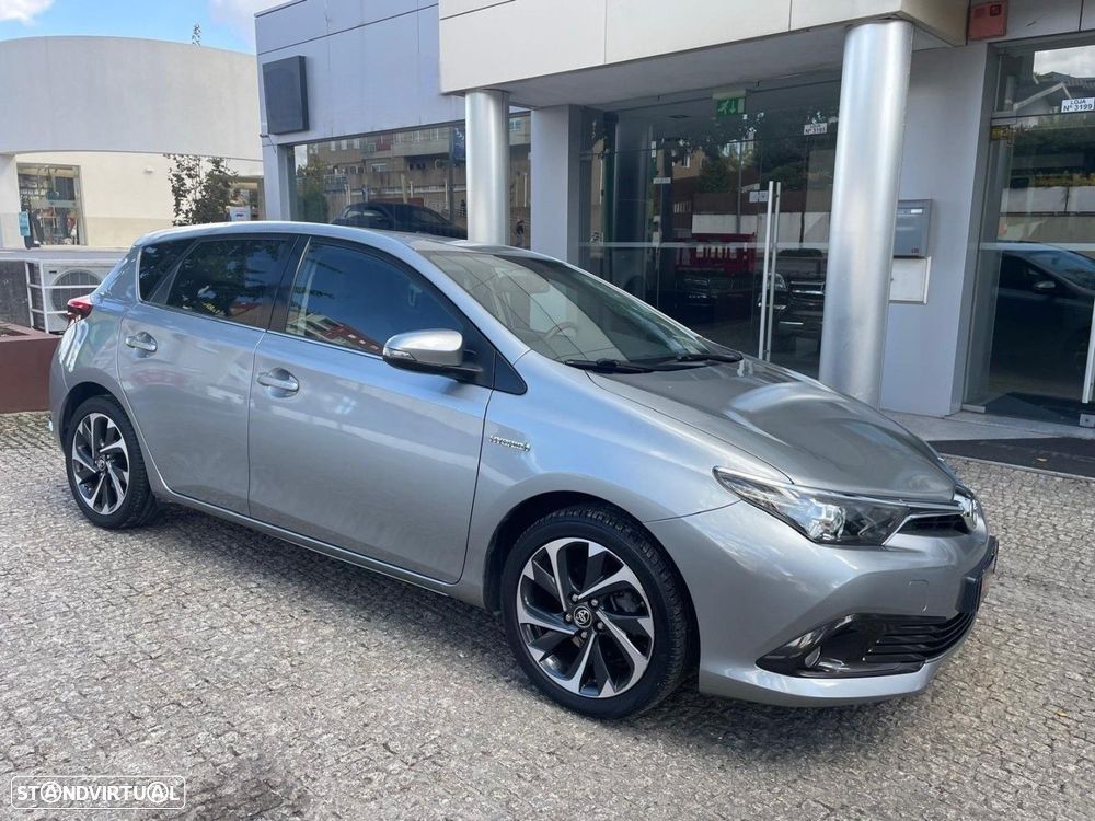 Toyota Auris 1.8 HSD Comfort +P.Techno+P.Sport - 6