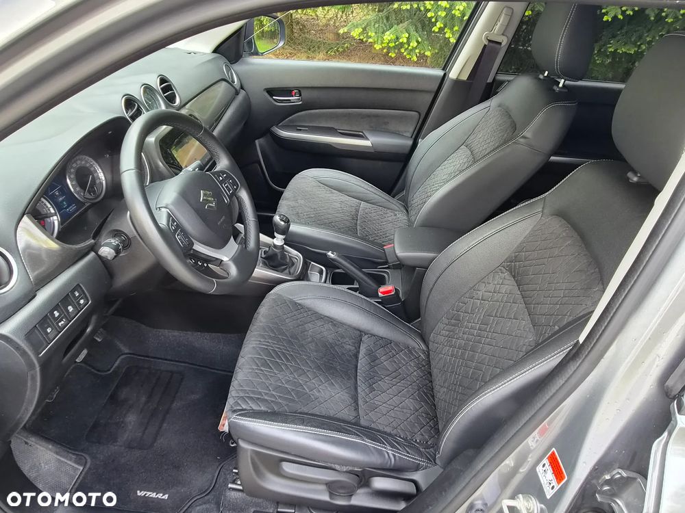 Suzuki Vitara 1.4 Boosterjet Hybrid Comfort+ "SHINKAI" - 11