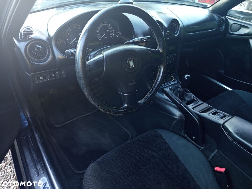 Mazda MX-5 1.6i 16V - 12