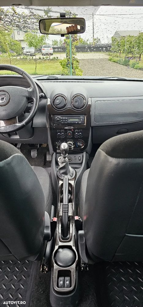 Dacia Duster 1.5 dCi 4x4 Laureate - 11