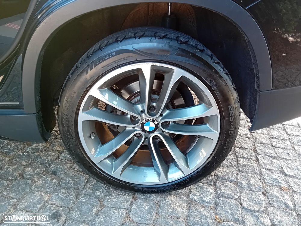 BMW X1 16 d sDrive Line Sport - 12