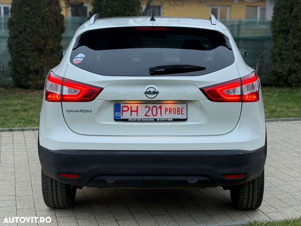 Nissan Qashqai 1.6 DCI N-Connecta - 19