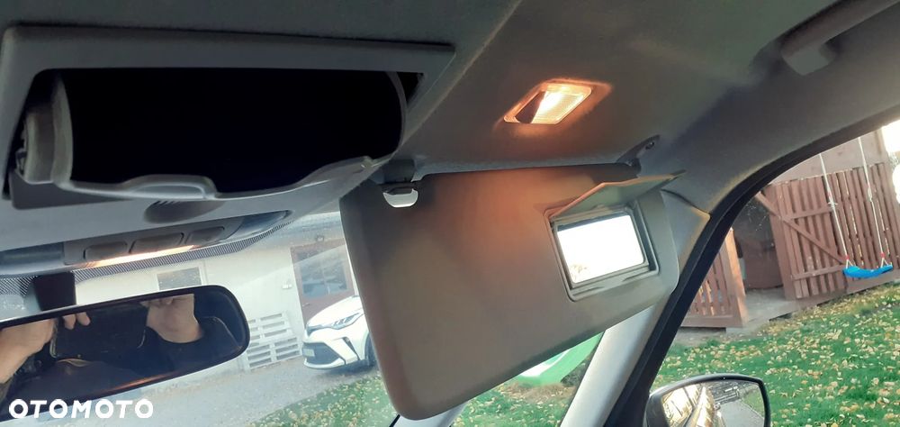 Ford Galaxy 2.0 Concept - 34